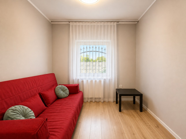 Dom Wynajem Częstochowa Tysiąclecie Cmentarna 8
